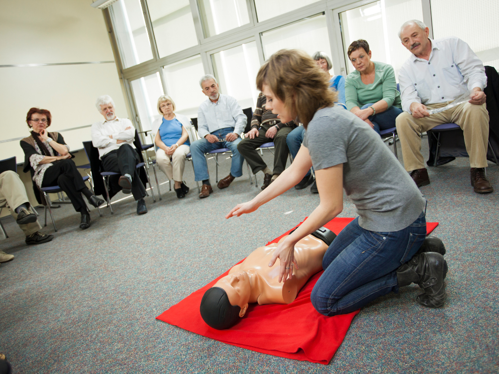 BCLS AED Refresher Singapore: Renewal Window & Lapse Rules